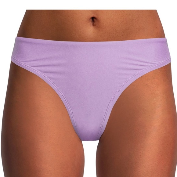 Swimsuit Top and Bottom - Picture 13 of 15